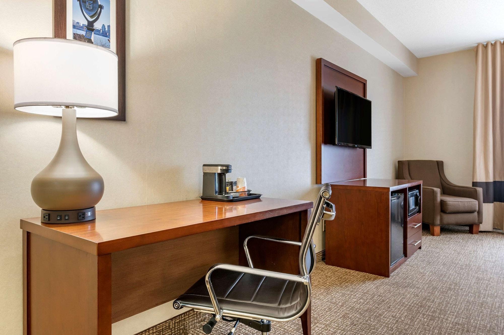 Comfort Inn Луїсвілл Екстер'єр фото