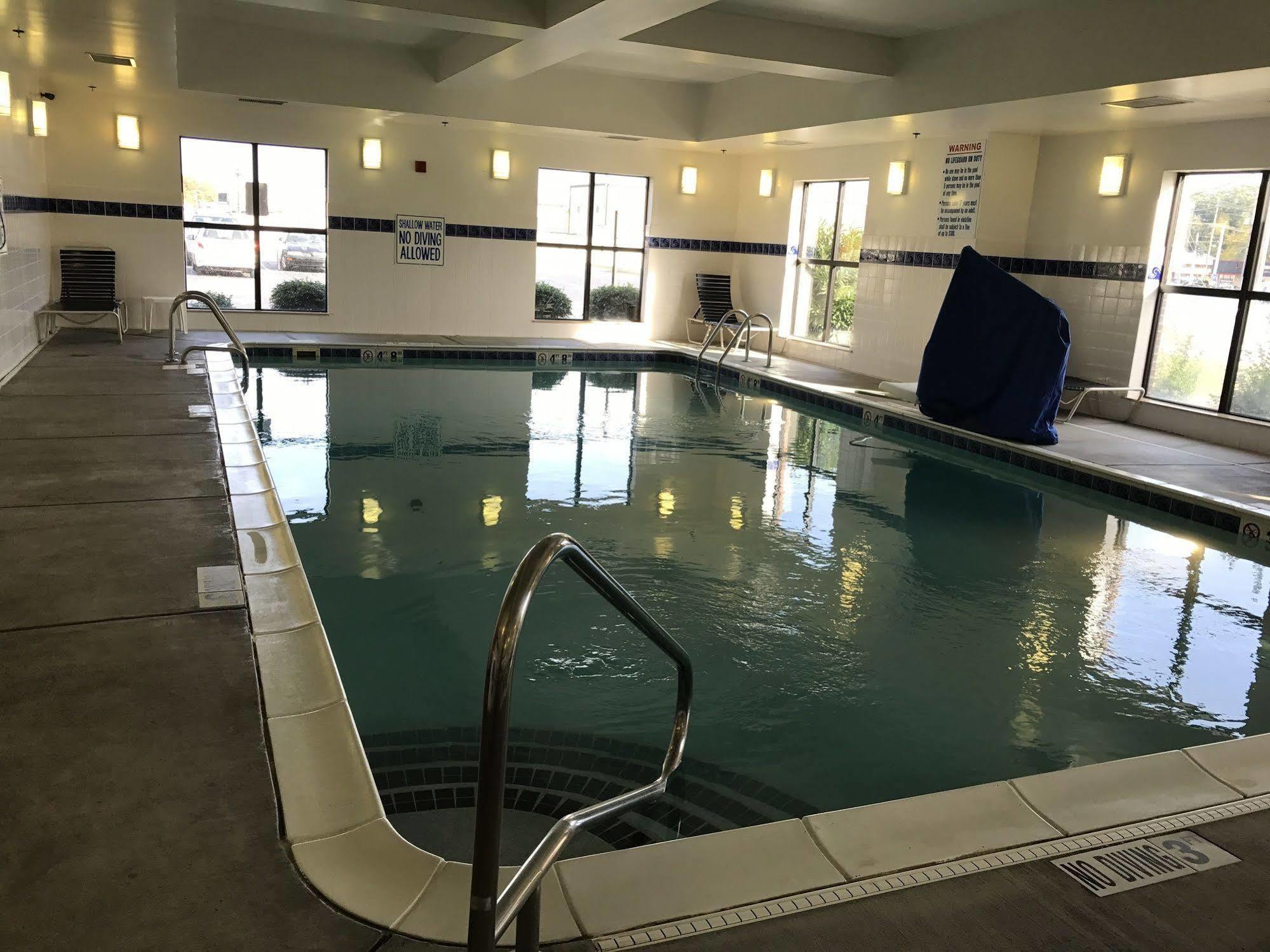 Comfort Inn Луїсвілл Екстер'єр фото